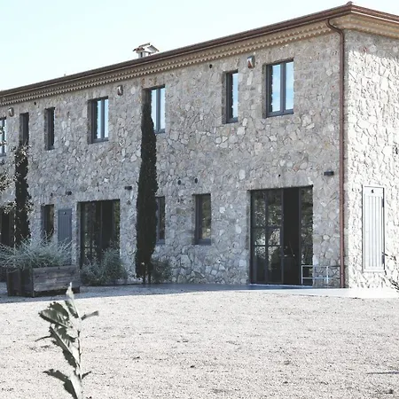 C A S A A D E L E Per In Semplicità E Relax