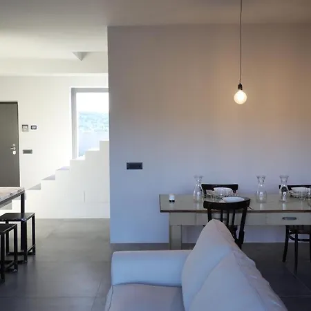 C A S A A D E L E Per In Semplicita E Relax Nyaraló