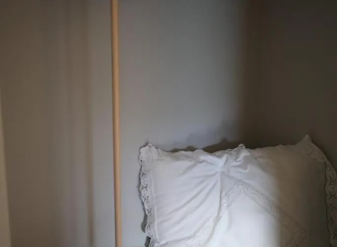 C A S A A D E L E Per In Semplicita E Relax Nyaraló *